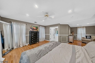 Spectacular Colonial in Sought-After Vizcaya Estates! Welcome to - photo 24