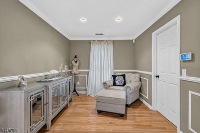 Spectacular Colonial in Sought-After Vizcaya Estates! Welcome to - photo 25