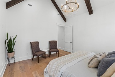 Stunning Modern Farmhouse in Crown Harbor Welcome to this - photo 33