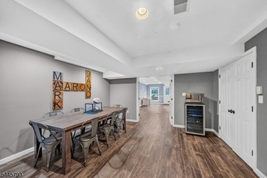Spectacular Colonial in Sought-After Vizcaya Estates! Welcome to - photo 40