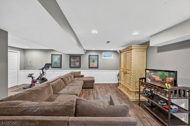 Spectacular Colonial in Sought-After Vizcaya Estates! Welcome to - photo 42