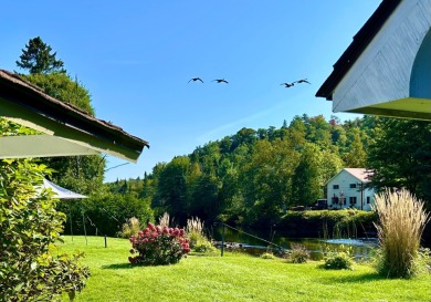  Home For Sale in Sainte-Adèle 