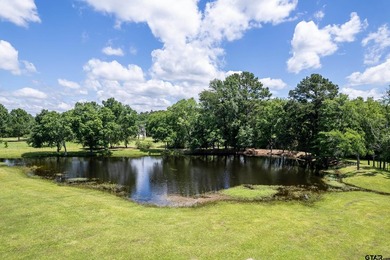 Experience peaceful country living with this beautifully crafted - photo 3