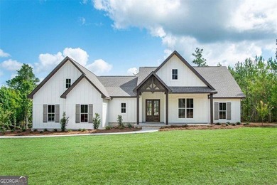 New Construction Craftsman Farmhouse on 10.87 Private Acres in - photo 1