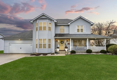 Gorgeous & Spacious 3BR/2.5BA Home in Calmes Estates . Welcome