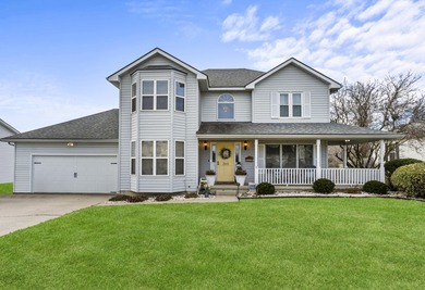 Gorgeous & Spacious 3BR/2.5BA Home in Calmes Estates . Welcome