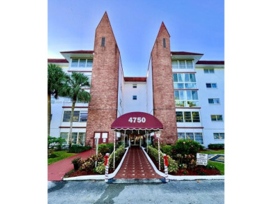 Lake Condo For Sale in Lauderhill, Florida