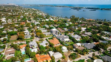 Spanning just under 8000 square feet of living and covered - photo 8