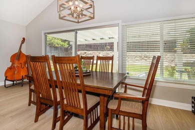 12567 Pomerado Ct - photo 10