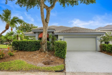 Lake Home For Sale in Boca Raton, Florida