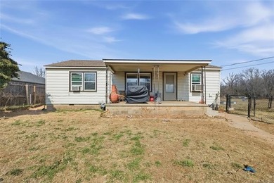 Arkansas River Home Sale Pending in Tulsa Oklahoma