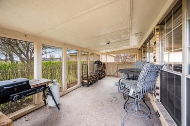 Well maintained single story home in the lake community of - photo 21