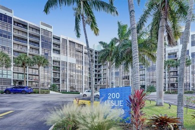 IMMEDIATELY YOU WALK IN YOU HAVE BREATHTAKING VIEWS FROM THIS - photo 25