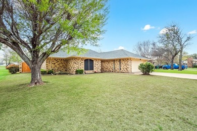 Well maintained single story home in the lake community of - photo 28