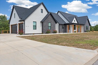 James River Home For Sale in Nixa Missouri