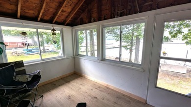 Looking for your summer getaway? This charming 3 bedroom, 1 bath - photo 6
