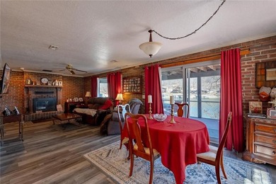 Nestled at the 8 MM in Buck Creek Cove, this lakefront retreat - photo 5
