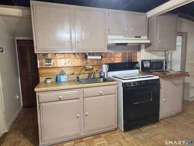 LOCATION, LOCATION, LOCATION! Just one block from Sea Bluff - photo 17