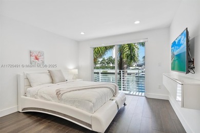 A DREAM HOME !! STUNNING NEW RENOVATIONS MODERN 4 BED / 3 BATH - photo 23