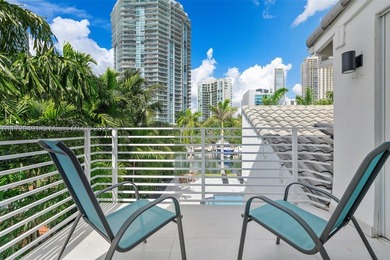 A DREAM HOME !! STUNNING NEW RENOVATIONS MODERN 4 BED / 3 BATH - photo 32