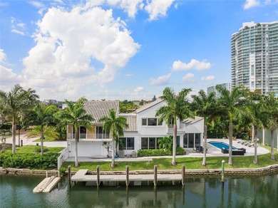 A DREAM HOME !! STUNNING NEW RENOVATIONS MODERN 4 BED / 3 BATH - photo 50