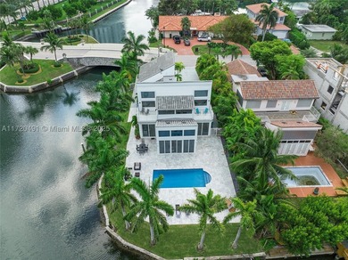 A DREAM HOME !! STUNNING NEW RENOVATIONS MODERN 4 BED / 3 BATH - photo 52