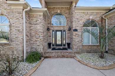 Welcome to 9737 Anchor Dr, a beautifully designed brick - photo 6