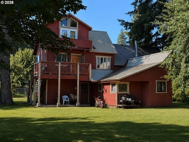 Enjoy Trout Lake living at its finest in this charming 2-bedroom - photo 1