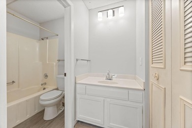 Welcome Home! Greenbrier Village has so many amenities, you can - photo 24