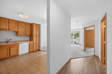 55+ building (80% of units must be 55+, 20% open to any age - - photo 6