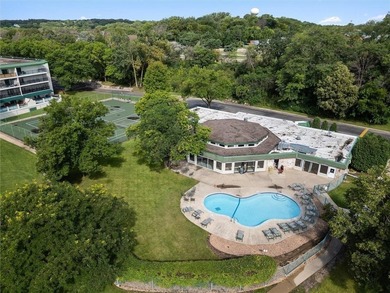 Welcome Home! Greenbrier Village has so many amenities, you can - photo 32