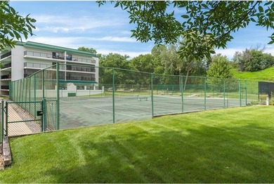 Welcome Home! Greenbrier Village has so many amenities, you can - photo 34