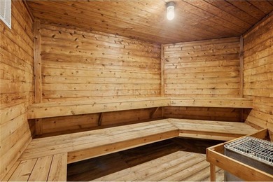Welcome Home! Greenbrier Village has so many amenities, you can - photo 35