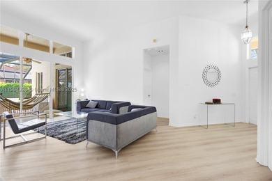 Exquisite corner-lot home in the heart of Weston featuring 4 - photo 8