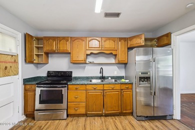 Charming and fully remodeled 2-bedroom, 1.5-bath home offering - photo 13