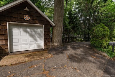 Charming circa 1918 ranch nestled on a .16-acre property in - photo 2