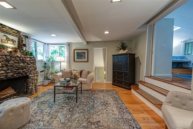 Charming circa 1918 ranch nestled on a .16-acre property in - photo 4