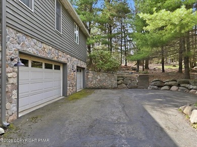 Welcome to your lakefront retreat in the heart of the Poconos - photo 33