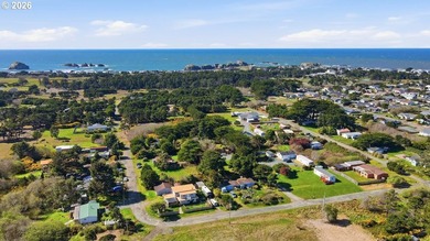Opportunity awaits in scenic Bandon! Situated on 0.18 acres - photo 7
