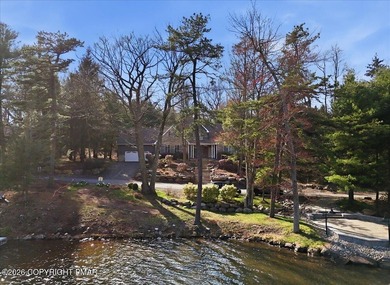 Welcome to your lakefront retreat in the heart of the Poconos - photo 43