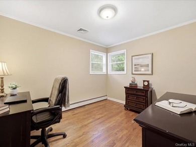 Welcome to this beautifully maintained three bedroom, 2 bath - photo 5