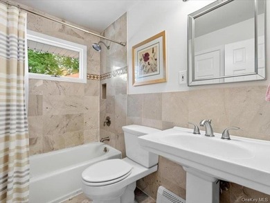 Welcome to this beautifully maintained three bedroom, 2 bath - photo 6
