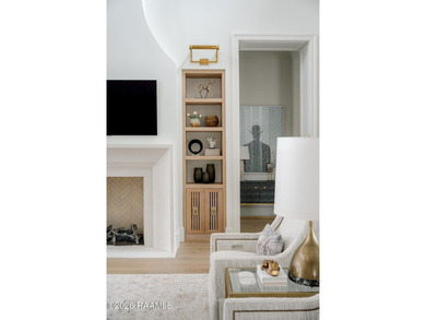 Brought to life through the collaborative vision of builder - photo 7