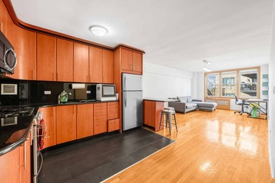 *Open House by Appointment* Located in the heart of Sheepshead - photo 4
