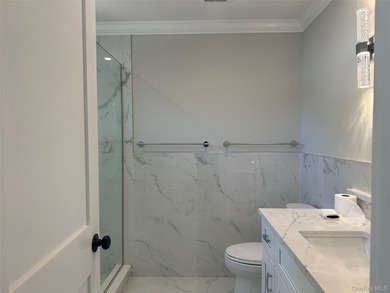 Beautiful New Construction Raised Ranch Ready for you to move - photo 5