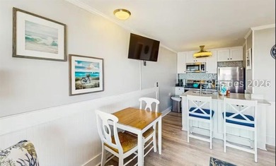 Gorgeous top floor, expansive ocean front view from your private - photo 5