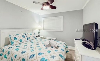 Gorgeous top floor, expansive ocean front view from your private - photo 8