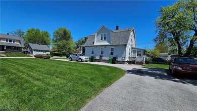 Income-producing duplex located in a consistently leased rental - photo 18