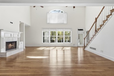 RARE OPPORTUNITY TO OWN A CLASSIC GOLF-FRONT ESTATE OVERLOOKING - photo 24