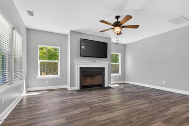 APPRAISAL IN HAND FOR $435K!!!INSTANT EQUITY on this charming - photo 10